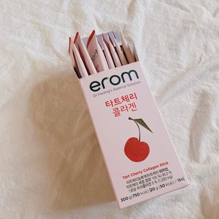 이롬 erom 타트체리 콜라겐 — 5점을 준 리뷰어가 2021년 4월 올린 사용 사진