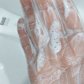 지지지 클린 퍼펙트 클렌징폼 120g — 4점을 준 리뷰어가 2022년 4월 올린 사용 사진