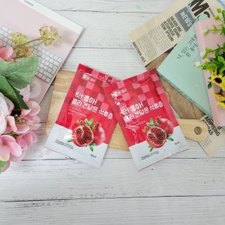 미쁨생활건강 콜라겐 담은 석류즙 70ml x 30포 — 5점을 준 리뷰어가 2021년 9월 올린 사용 사진