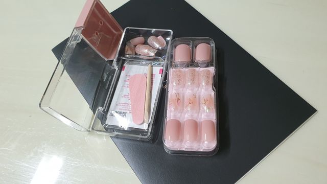 데싱디바 매직프레스 레귤러 스퀘어_6종 중 택 1 리뷰 사진
