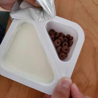 매일바이오 토핑요거트 — 5점을 준 리뷰어가 2021년 6월 올린 사용 사진