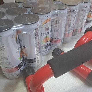 셀시어스 오리지널 325ml 에너지 비타민 피트니스 드링크(24can) 다이어트 음료 — 5점을 준 리뷰어가 2022년 5월 올린 사용 사진