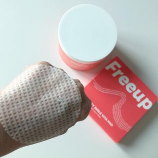 프리업 브라이틀리 스마일 비타 본품 + 휴대용키트 — 5점을 준 리뷰어가 2023년 6월 올린 사용 사진