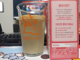 참앤들황토농원 7가지 맛! 탄산 톡톡! 스파클링! 데이앤 콤부차 7종 10포 1박스씩 ★총 7박스★ — 5점을 준 리뷰어가 2023년 3월 올린 사용 사진