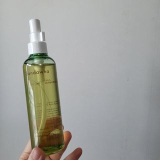 스킨큐어 산다화 순한 클렌징 동백 오일 200ml — 5점을 준 리뷰어가 2023년 5월 올린 사용 사진
