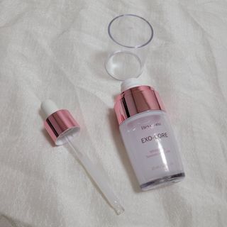 나우 [리브엠] 123억개 엑소좀으로 채운 눈부신 광채, 엑소코어 화이트닝 텐션 앰플 — 5점을 준 리뷰어가 2023년 8월 올린 사용 사진