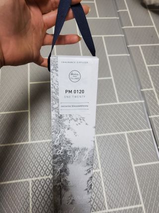 디어포레스트 숲속의 시간 디퓨저 시리즈 — 5점을 준 리뷰어가 2022년 8월 올린 사용 사진