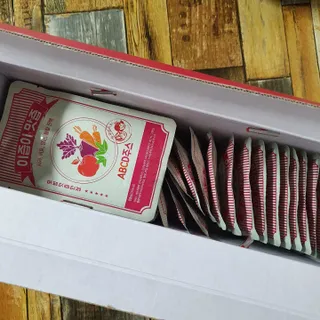 본황칠 이즙이 맛즙 ABC주스 30EA — 5점을 준 리뷰어가 2022년 7월 올린 사용 사진