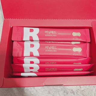 디오르 버닝레드 — 5점을 준 리뷰어가 2022년 2월 올린 사용 사진