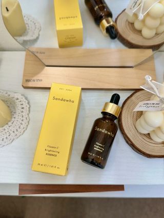 스킨큐어 산다화 비타민c 화이트닝 에센스 30ml — 5점을 준 리뷰어가 2023년 9월 올린 사용 사진