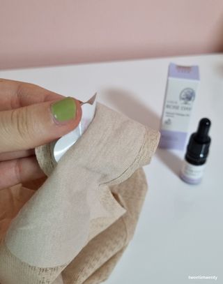 라라로즈데이 시즌2 천연 아로마오일 Y존 케어 속옷향수 이너퍼퓸 5ml  여성의 자존감을 UP시키자 — 5점을 준 리뷰어가 2021년 8월 올린 사용 사진