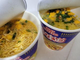 NISSIN 닛신 컵누들  4종 - 씨푸드오리지날, 씨푸드 스파이시, 씨푸드 커리, 씨푸드 XO소스 — 5점을 준 리뷰어가 2021년 11월 올린 사용 사진