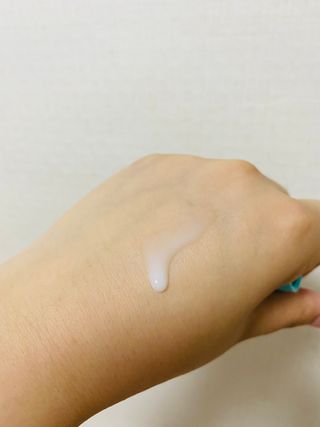 리더스코스메틱 리더스 카밍 바이오틱스 에센스 워터 — 5점을 준 리뷰어가 2021년 4월 올린 사용 사진