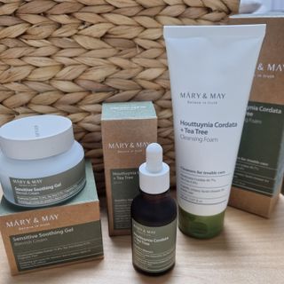 마리엔메이 센서티브 수딩 젤 크림 + 어성초 티트리 추출물 세럼 + 어성초 티트리 모공 클렌징 폼 — 5점을 준 리뷰어가 2021년 8월 올린 사용 사진