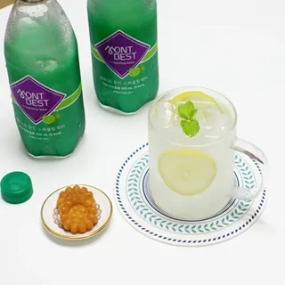 몽베스트 Montbest with Sparkling water Lime20병 — 5점을 준 리뷰어가 2022년 7월 올린 사용 사진