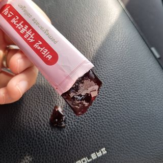 비타앤 석류콜라겐스틱 — 5점을 준 리뷰어가 2021년 5월 올린 사용 사진
