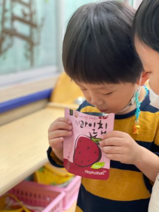 아비삭과일칩 5종 /딸기,사과,배,귤,무화과 5종 — 5점을 준 리뷰어가 2021년 6월 올린 사용 사진