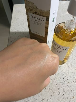 [스킨1004] 마다가스카르 센텔라 앰플 100ml — 5점을 준 리뷰어가 2024년 5월 올린 사용 사진