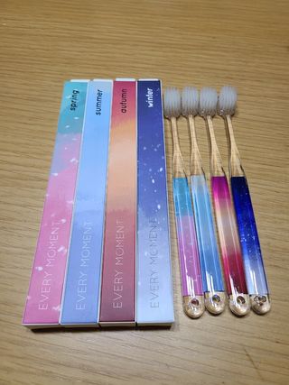 에브리모먼트 에브리 모먼트 칫솔 Every moment toothbrush — 5점을 준 리뷰어가 2022년 2월 올린 사용 사진