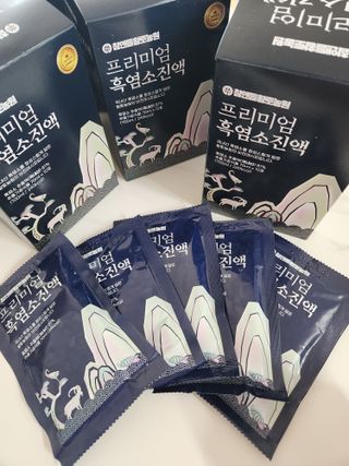 참앤들황토농원 국내산 흑염소를 정성스럽게 담은, 프리미엄 흑염소 진액 70ml x 30포 1박스 — 5점을 준 리뷰어가 2022년 12월 올린 사용 사진