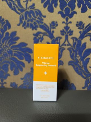체르엠 스템앤셀 비타민 브라이트닝 에센스 30ml 1개 — 5점을 준 리뷰어가 2021년 9월 올린 사용 사진