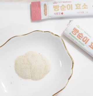 아이비웰니스 빵순이 식탁 위의 필수템! 빵순이 효소 키위맛 100포 + 석류맛 14포 (총 114포) — 5점을 준 리뷰어가 2023년 1월 올린 사용 사진
