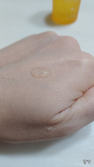 체르엠 스템앤셀 비타민 브라이트닝 에센스 30ml 1개 — 5점을 준 리뷰어가 2021년 12월 올린 사용 사진