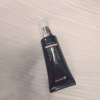 아이앤립 / EYENLIP 아이앤립 루센트 비비크림 2 Color — 4.5점을 준 리뷰어가 2021년 7월 올린 사용 사진