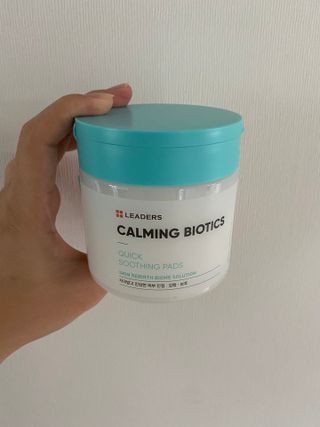 리더스코스메틱 리더스 카밍 바이오틱스 퀵 수딩 패드 — 5점을 준 리뷰어가 2022년 8월 올린 사용 사진