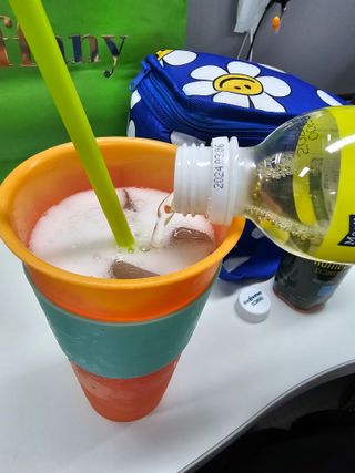 더그레잇티 콤부차 [매일유업] 더그레잇티 44kcal 콤부차 300ml *12개입 (오리지널 6개+베리리치 6개) — 5점을 준 리뷰어가 2023년 8월 올린 사용 사진
