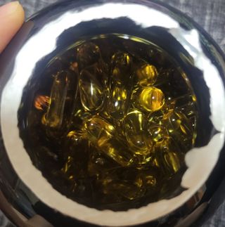 서울약사신협 Finepick_오메가365_1020mg x 365캡슐 — 5점을 준 리뷰어가 2021년 4월 올린 사용 사진
