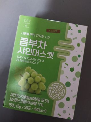 참앤들황토농원 7가지 맛! 탄산 톡톡! 스파클링! 데이앤 콤부차 7종 10포 1박스씩 ★총 7박스★ — 5점을 준 리뷰어가 2023년 1월 올린 사용 사진