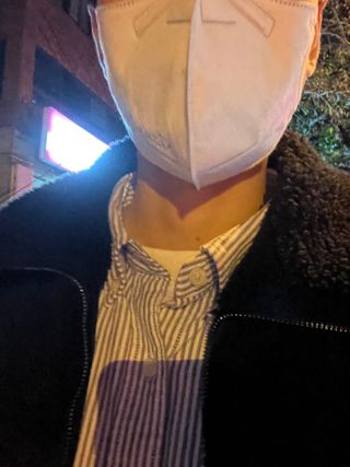 나무드 [유한킴벌리] 크리넥스 KF94 데일리 마스크 화이트 대형 블랙 10개 , 대형 화이트 10개 — 5점을 준 리뷰어가 2021년 11월 올린 사용 사진