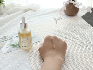 로자펠로 시카 앰플 50ml EGF 재생 미백 비타민 — 5점을 준 리뷰어가 2021년 2월 올린 사용 사진