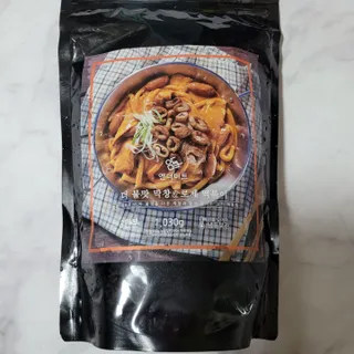 [앤더미트]더 불맛 직화 막창 매콤 떡볶이 1팩 (640g) — 5점을 준 리뷰어가 2022년 5월 올린 사용 사진