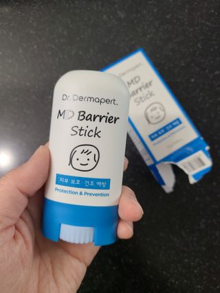 닥터더마퍼트 닥터 더마퍼트 엠디 베리어 스틱 22g — 5점을 준 리뷰어가 2021년 5월 올린 사용 사진