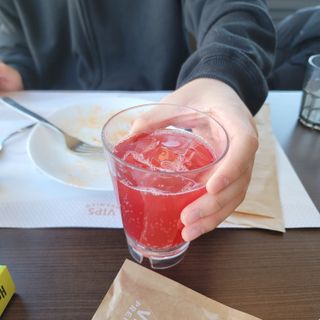 세렌디뷰티_이너뷰티 티톡스 로즈 베리 — 5점을 준 리뷰어가 2021년 3월 올린 사용 사진