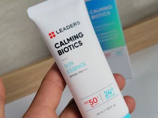 리더스코스메틱 리더스 카밍 바이오틱스 선 에센스 SPF 50+ PA++++ — 5점을 준 리뷰어가 2022년 6월 올린 사용 사진