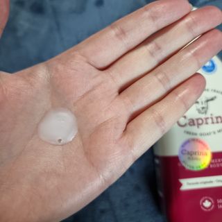 카프리나 프레쉬 산양밀크 어메이징 바디워시 500ml (오리지널향) — 5점을 준 리뷰어가 2023년 5월 올린 사용 사진