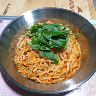 [한면원] 비빔국수 2인분 — 3점을 준 리뷰어가 2022년 8월 올린 사용 사진