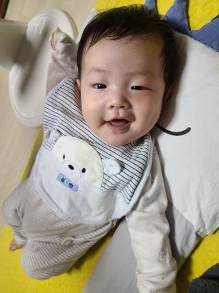 mom e 맘이 내추럴 베이비 케어 크림+바디오일 — 5점을 준 리뷰어가 2021년 1월 올린 사용 사진