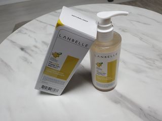 랑벨 내츄럴 딥 포어 클렌저 210ml (저자극 약산성 천연 클렌징 젤) — 5점을 준 리뷰어가 2022년 3월 올린 사용 사진
