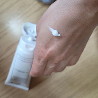셀프 모이스처라이징 프로텍션 크림 셀프 모이스처라이징 프로텍션크림 — 5점을 준 리뷰어가 2022년 3월 올린 사용 사진