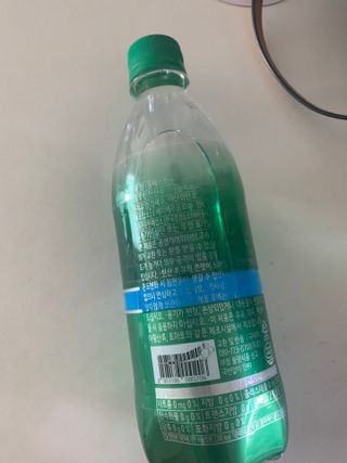 몽베스트 Montbest with Sparkling water Plain 20병 — 5점을 준 리뷰어가 2022년 9월 올린 사용 사진