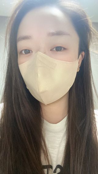 애니가드 셋업마스크 4컬러 각 10매입 [크리미베이지, 캐시미어로즈, 초콜렛브라운, 미드나잇네이비] — 5점을 준 리뷰어가 2022년 2월 올린 사용 사진