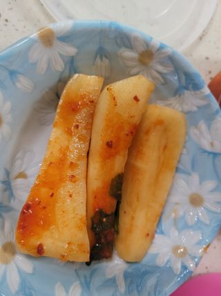 셰프애찬 알타리김치 총각김치 1kg — 4점을 준 리뷰어가 2022년 10월 올린 사용 사진