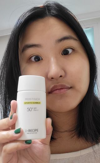 아이레시피 모이스트터치 스포츠 선밀크 50ml (SPF50+ PA+++) — 5점을 준 리뷰어가 2023년 6월 올린 사용 사진
