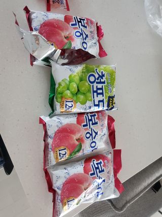 청포도캔디 복숭아캔디 — 5점을 준 리뷰어가 2022년 11월 올린 사용 사진