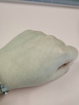 스킨큐어 산다화 카멜리아 안티 링클 멀티밤 — 5점을 준 리뷰어가 2022년 10월 올린 사용 사진