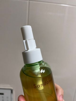 스킨큐어 산다화 순한 클렌징 동백 오일 200ml — 3.5점을 준 리뷰어가 2023년 3월 올린 사용 사진